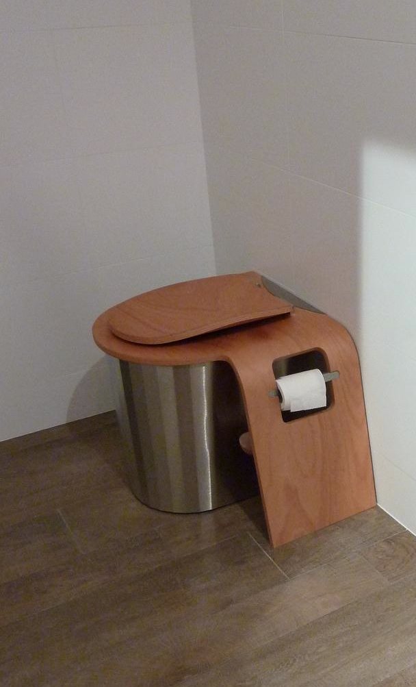 Gallery Modern dry toilets  3